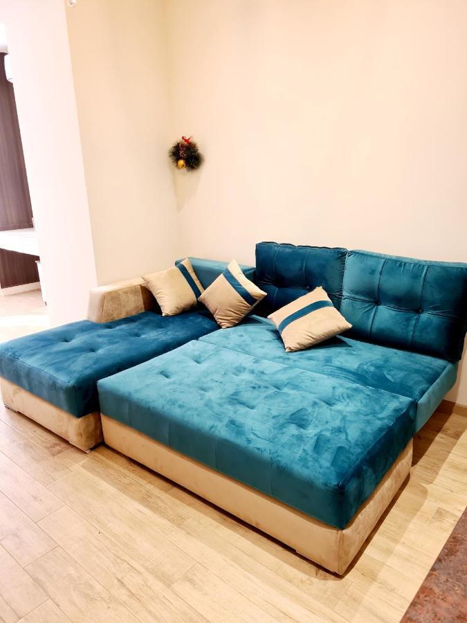 Deluxe Apartment In City Center Yerevan Exterior photo