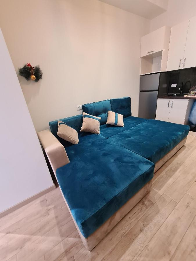 Deluxe Apartment In City Center Yerevan Exterior photo